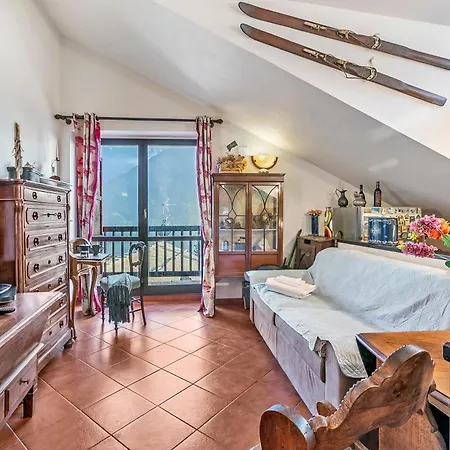 Champlas - Balcony Views, Sleeps 4 - Happy * Sestriere